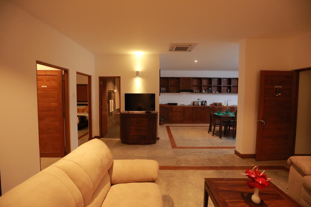 Refresh Hotel Hikkaduwa Habitación foto