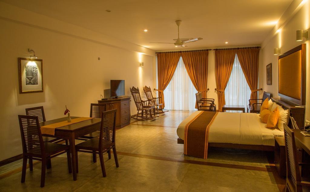 Refresh Hotel Hikkaduwa Habitación foto